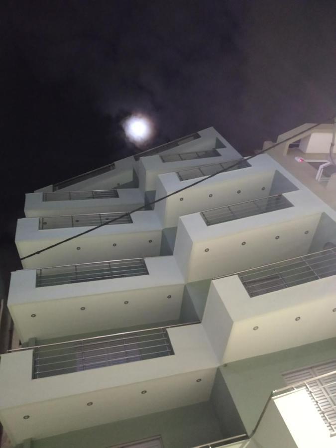 פיראוס Elaea Boutique Apartments מראה חיצוני תמונה