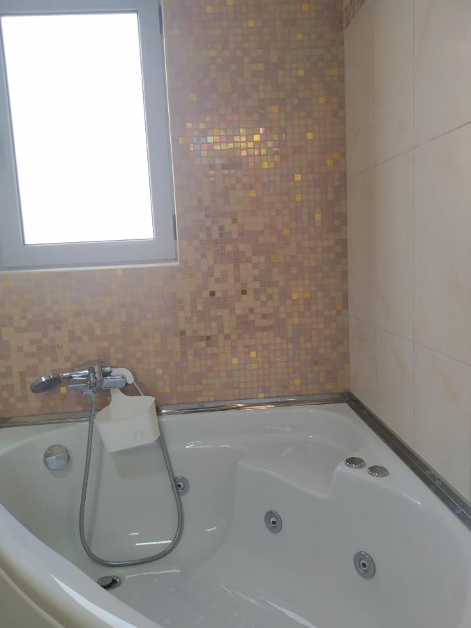 פיראוס Elaea Boutique Apartments מראה חיצוני תמונה